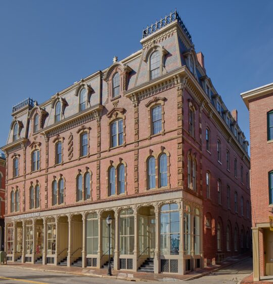 BLISS FOUNDERS EXPAND THEIR PRESENCE IN THE OLD PORT